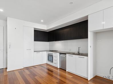 21/2 Marina Drive, Ascot WA 6104