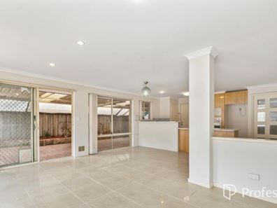 46 Burnett Drive, Clarkson WA 6030
