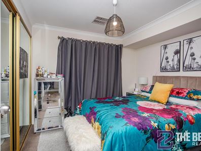 14 Chadwick Parade, Brookdale WA 6112