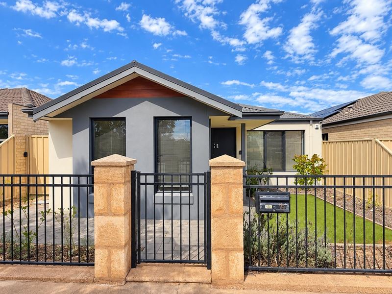 19 Piesley St, Hammond Park WA 6164