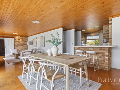 50 Dean Road, Bateman WA 6150