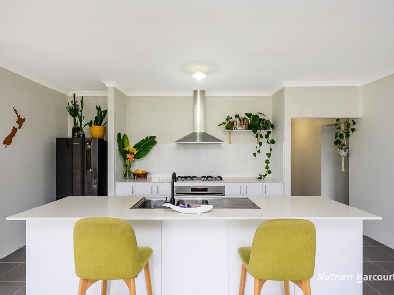 4 Bunker Crescent, Yanchep