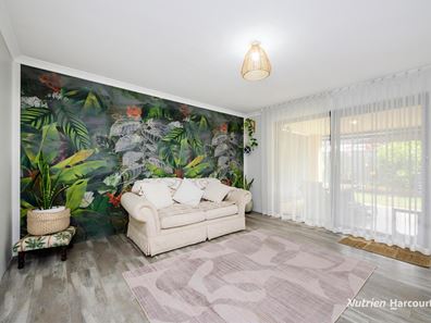 4 Bunker Crescent, Yanchep WA 6035