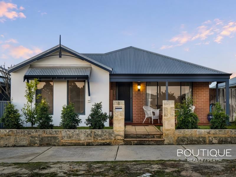 8 Larrawa Circle, Ellenbrook WA 6069