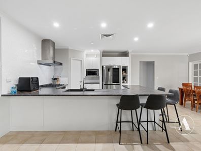 11 Arboll Street, Southern River WA 6110