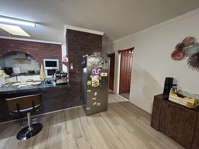 1 Laurel Street, Forrestfield WA 6058