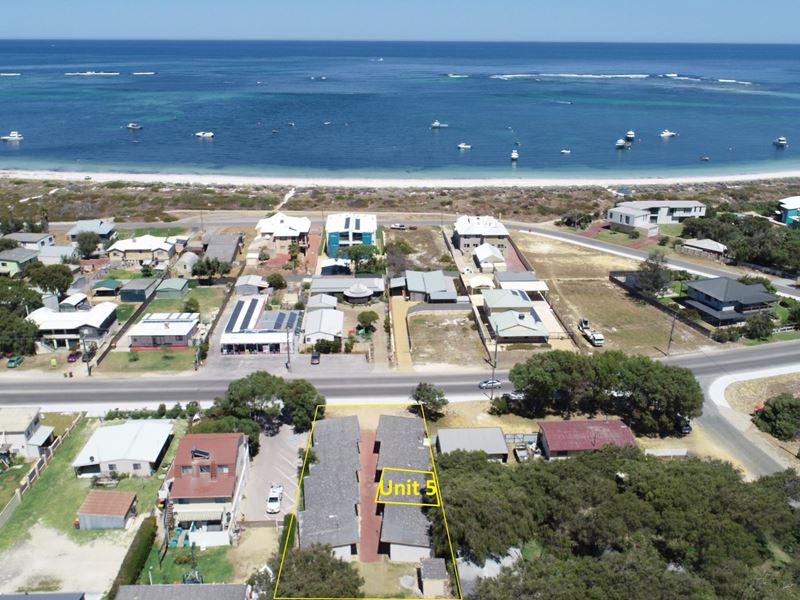 5/89 Gingin  Road, Lancelin WA 6044