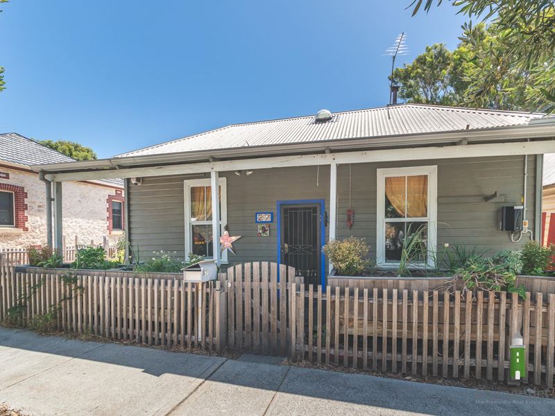 27 Hulbert St, South Fremantle WA 6162