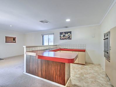 178 Yale Road, Thornlie WA 6108