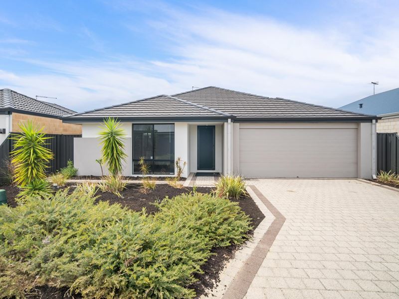 35 Cheyne Way, Caversham WA 6055