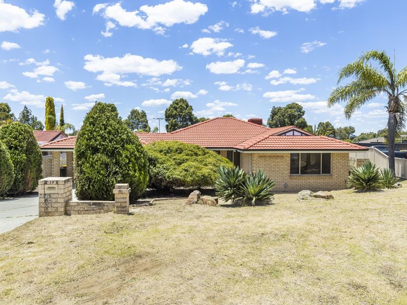 19 PEAK VIEW, Ballajura WA 6066