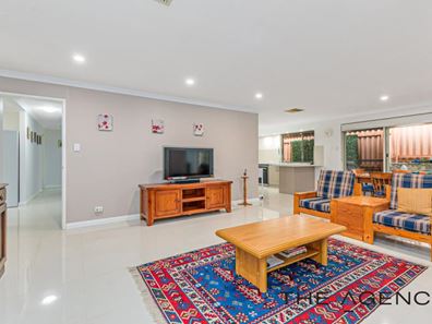 25 Karri Way, Thornlie WA 6108