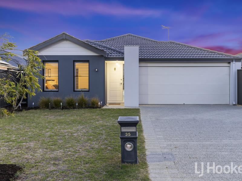 35 Mebbin Grove, Yanchep