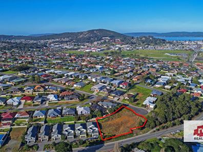 1 Mcwhae Drive, Spencer Park WA 6330