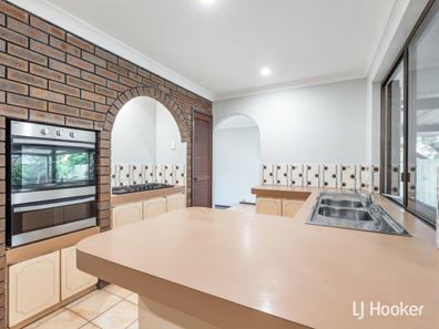 30 Kellar Way, Thornlie WA 6108