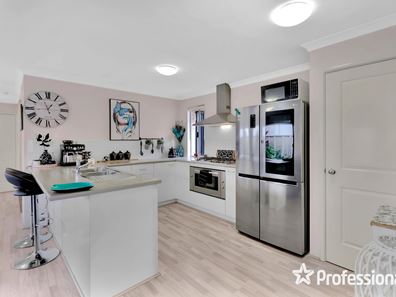 32 Biddiarra Bend, Southern River WA 6110