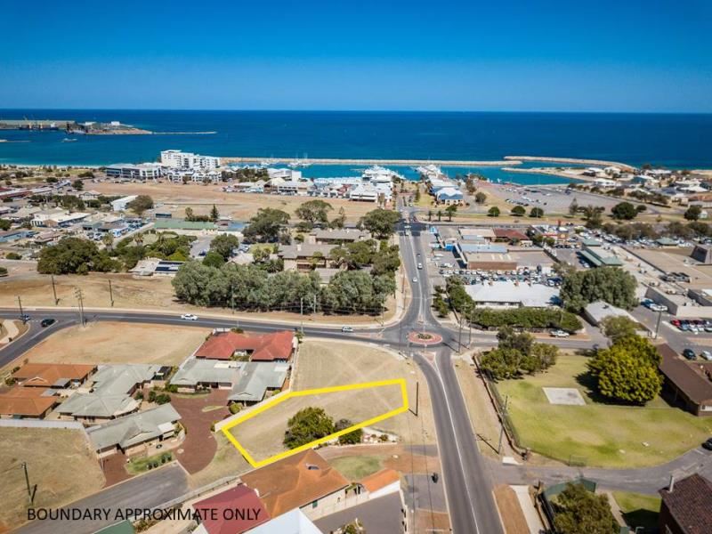 24 Bayly Street, Geraldton