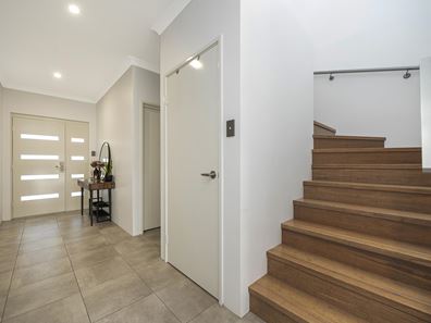 16 Clydesdale Street, The Vines WA 6069