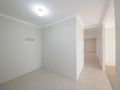 10 Mamoose Road, Banksia Grove WA 6031