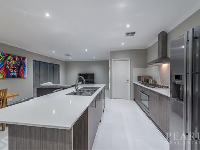 56 Commodore Avenue, Clarkson WA 6030