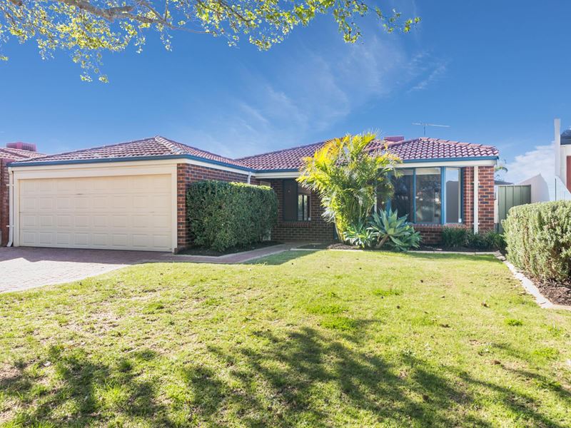 12 Beswick Gardens, Atwell