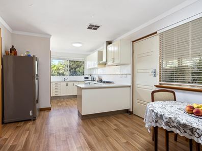 23 Buntine Road, Wembley Downs WA 6019