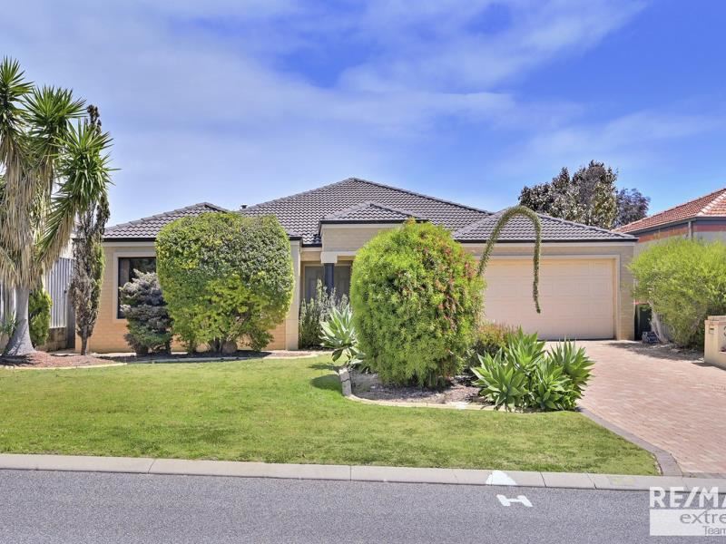 39 Bellport Parade, Mindarie WA 6030