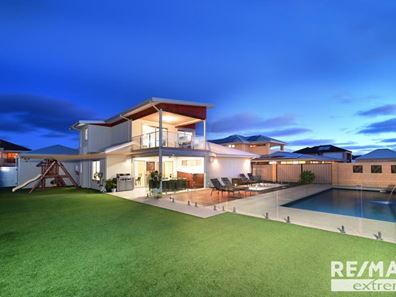 15 Moonraker Road, Jindalee WA 6036