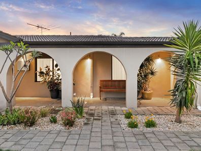 42 Farley Way, Bayswater WA 6053