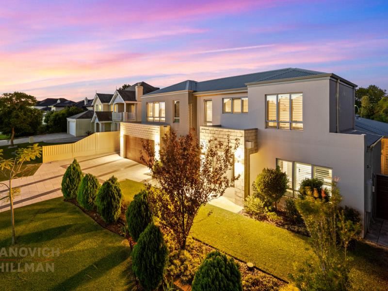 15 Karri Avenue, Canning Vale WA 6155