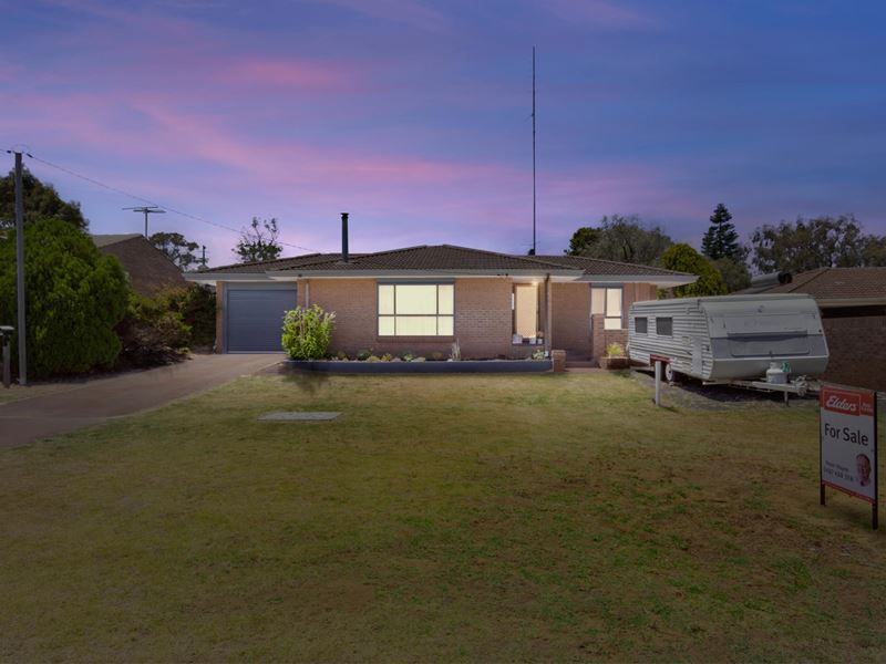 185 MINNINUP ROAD, Withers WA 6230