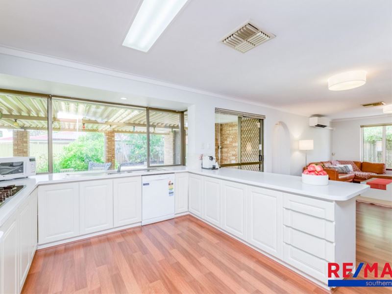 6 Ashton Place, Leeming