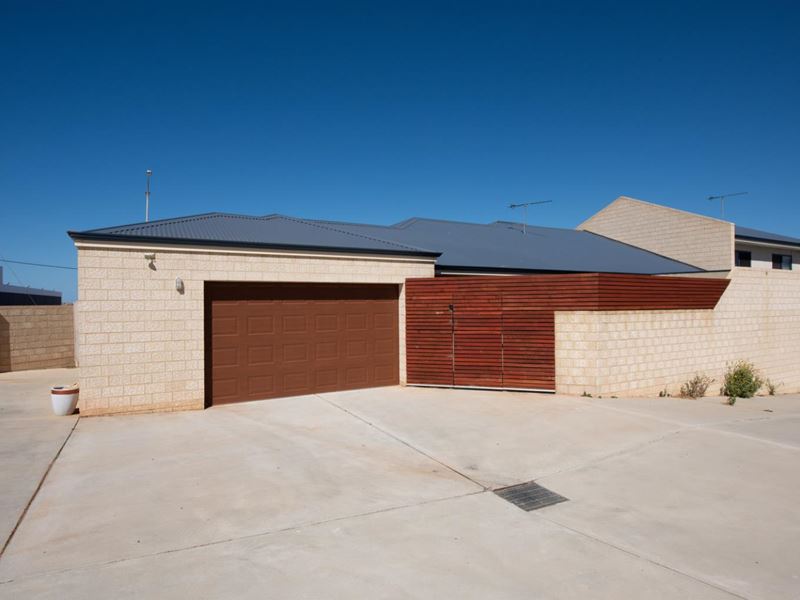 294A Durlacher Street, Mahomets Flats