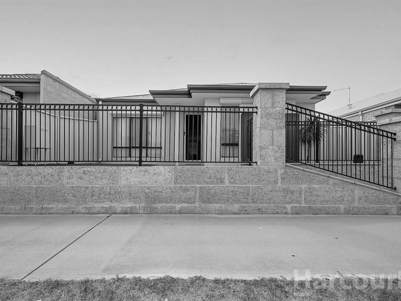 158 Badgerup Ave, Lakelands WA 6180