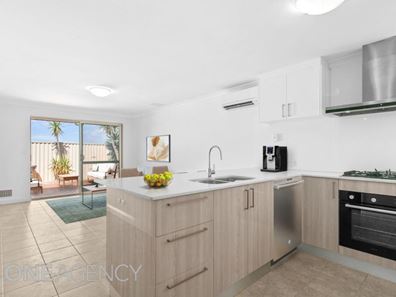 3/2 Mainsail Terrace, Yangebup WA 6164