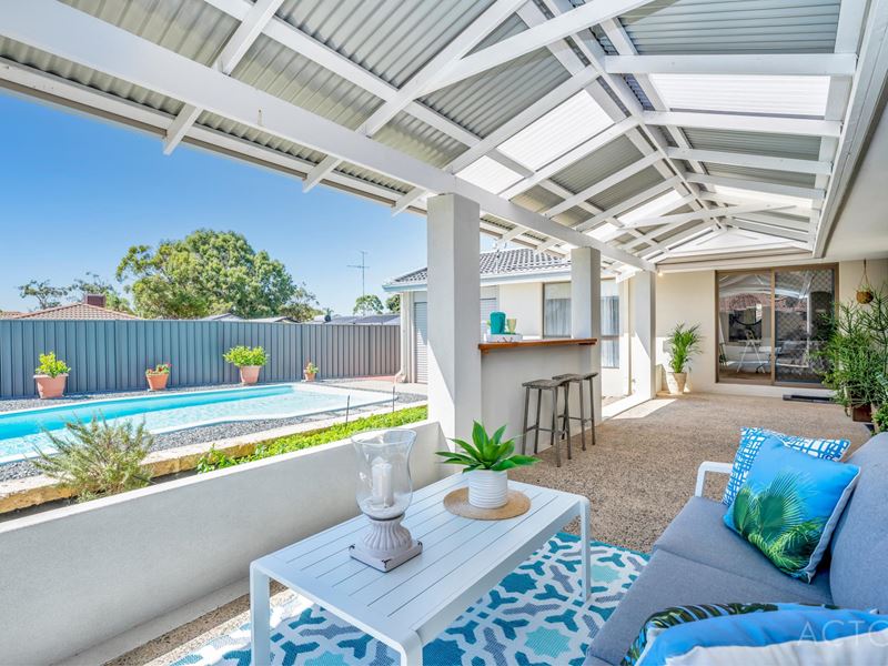 1 Monash Court, Halls Head
