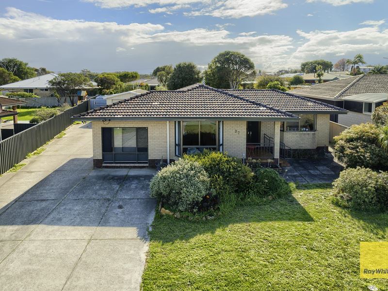 37 Allwood Parade, Bayonet Head