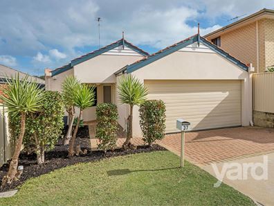 37 Foss Street, Bicton WA 6157