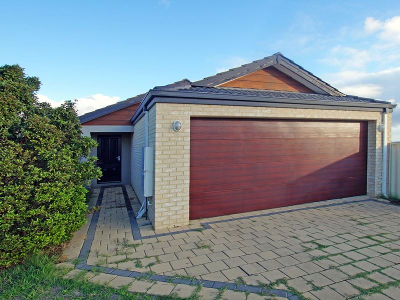 12 Kemp Street, Pearsall