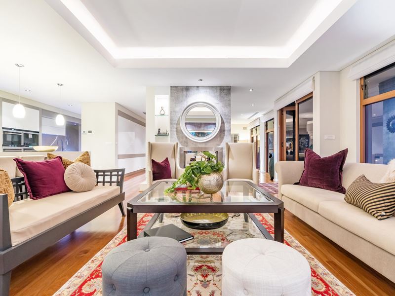 1 Hesperia Avenue, City Beach