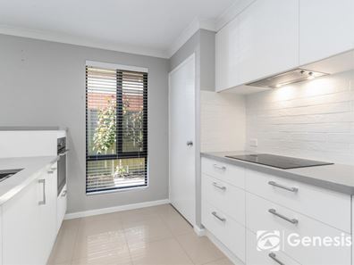2/138A Queens Road, South Guildford WA 6055