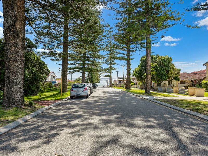5/18 Flora Terrace, Watermans Bay