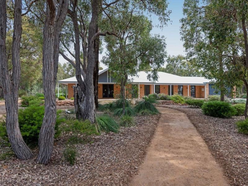 36 Oban Loop, Bedfordale