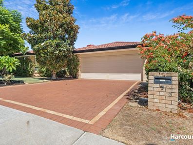 5 Sheldon Way, Hocking WA 6065