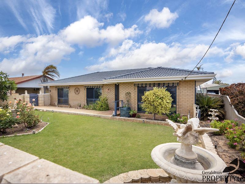 8 Batavia Place, Mahomets Flats WA 6530