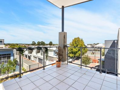 5/5 Ibera Way, Success WA 6164