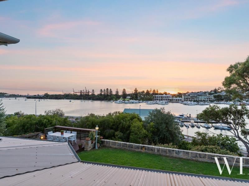 42 Riverside Road, East Fremantle