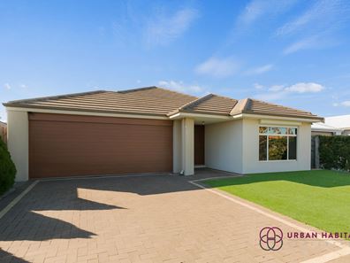 13 Moonstone Parkway, Wellard WA 6170