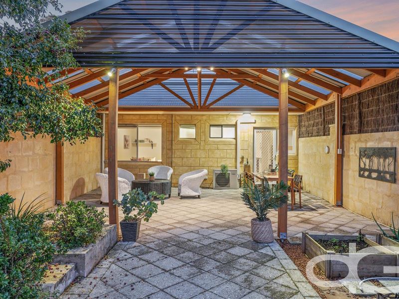 2/7 Norman Street, Fremantle