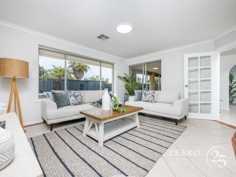 32 Seapeak Road, Ocean Reef